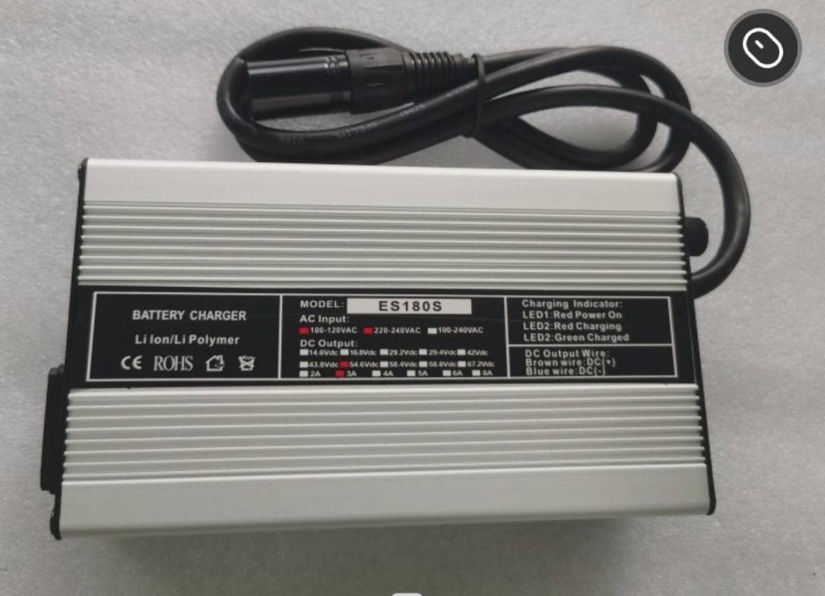 72V 25Ah Li-ion Akku (1800Wh) + 4A Pikalaturi