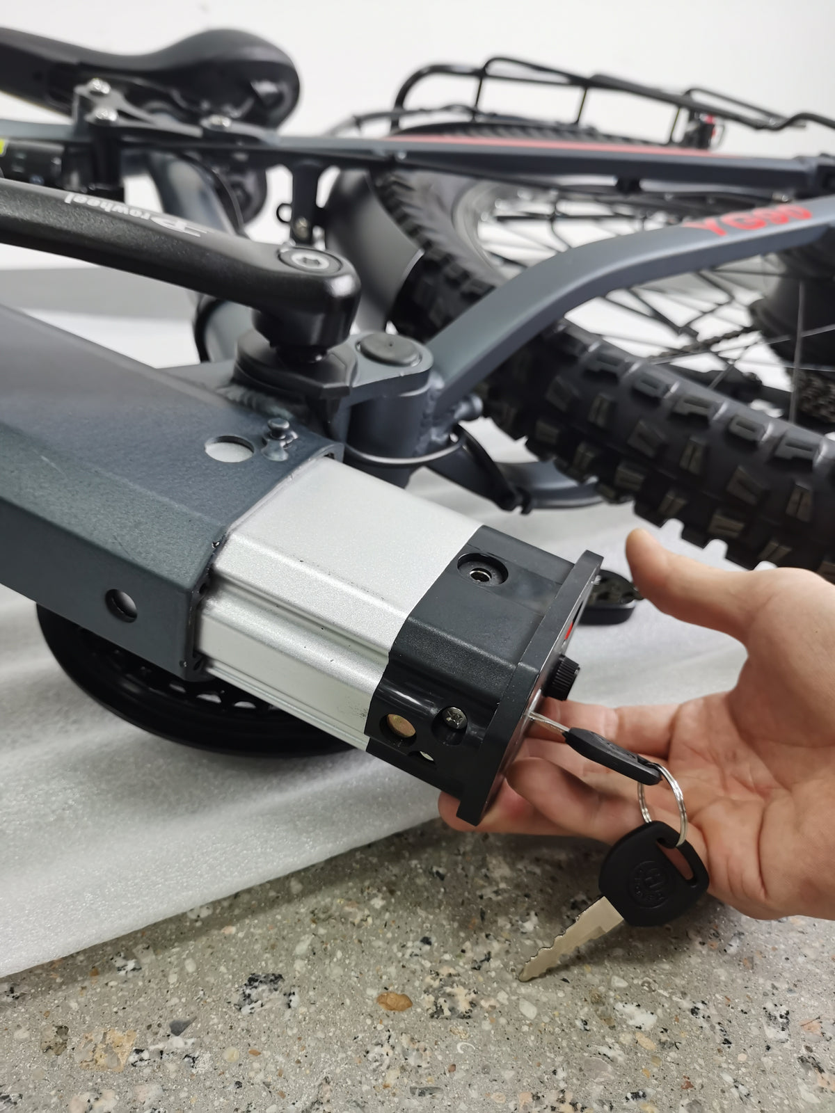 Randride 1000W Täysjousitettu Sähköpyörä Ilmaiskunvaimennuksella Maastopyörä EMTB Shimano