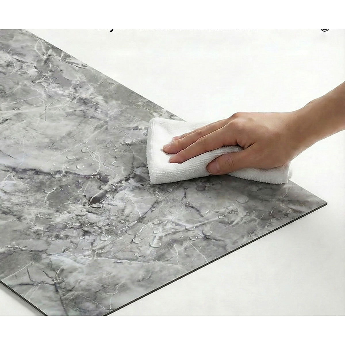 Marmoritarran pinta on pyyhittävä